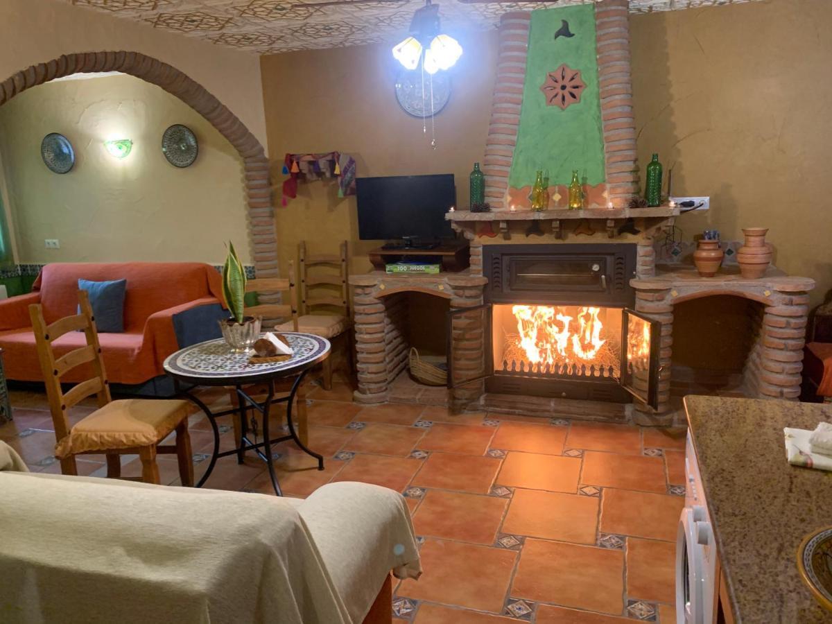 Apartamentos La Granja Hinojares Luaran gambar