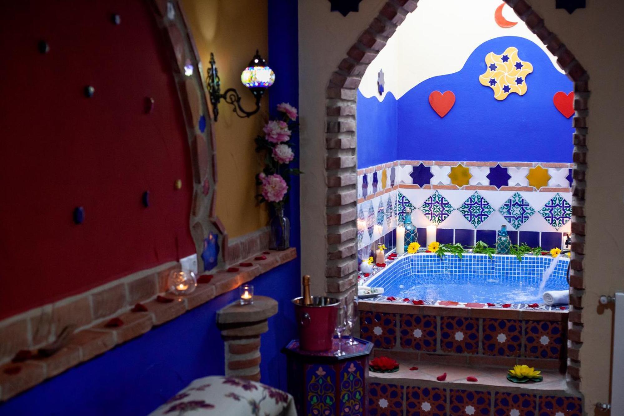 Apartamentos La Granja Hinojares Luaran gambar
