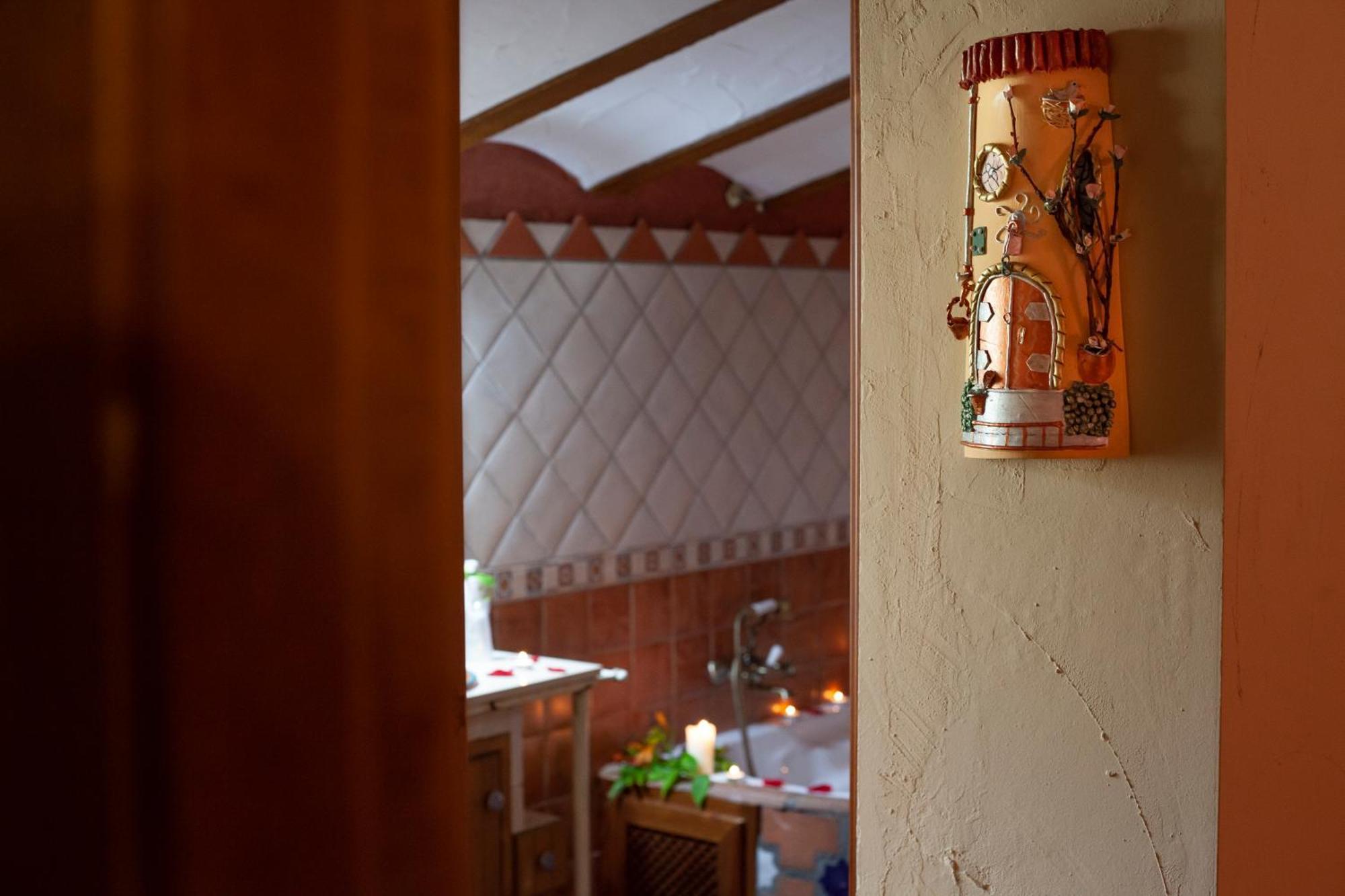 Apartamentos La Granja Hinojares Luaran gambar