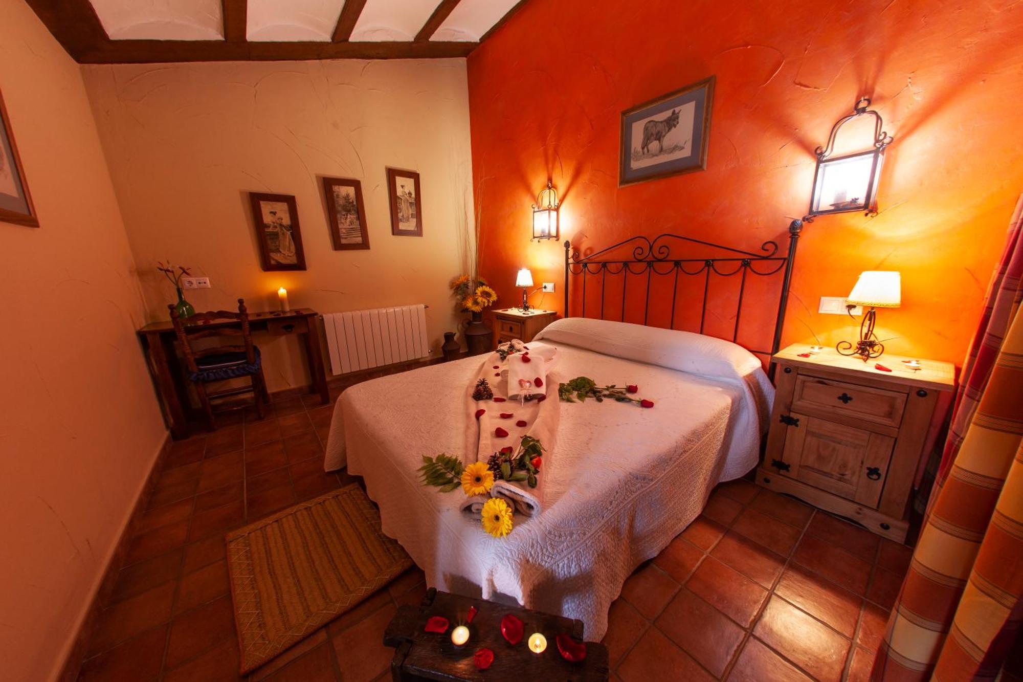 Apartamentos La Granja Hinojares Luaran gambar