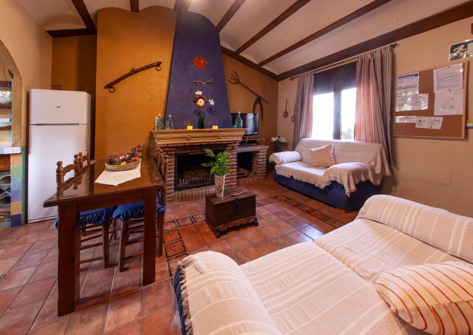 Apartamentos La Granja Hinojares Luaran gambar