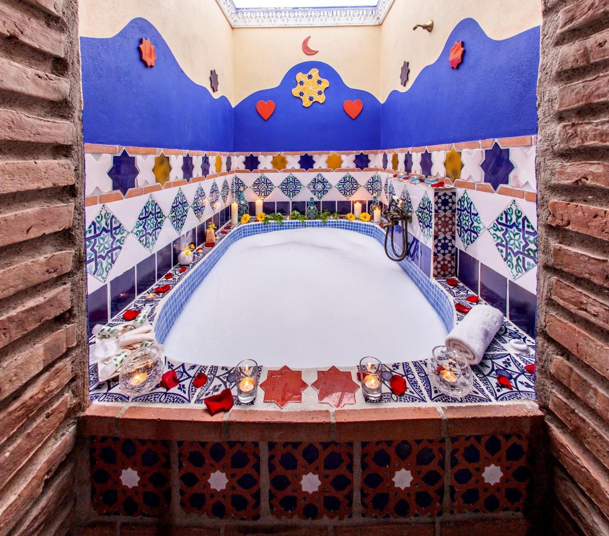 Apartamentos La Granja Hinojares Luaran gambar
