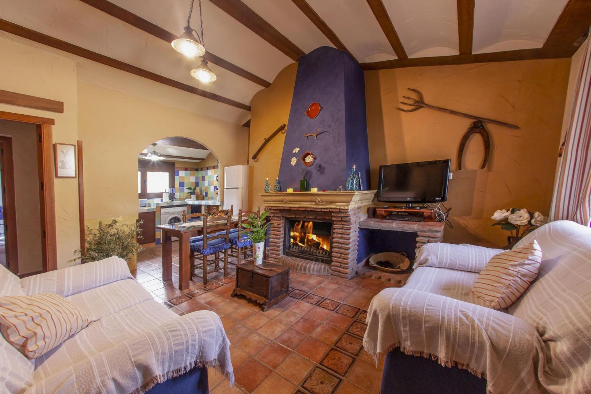 Apartamentos La Granja Hinojares Luaran gambar