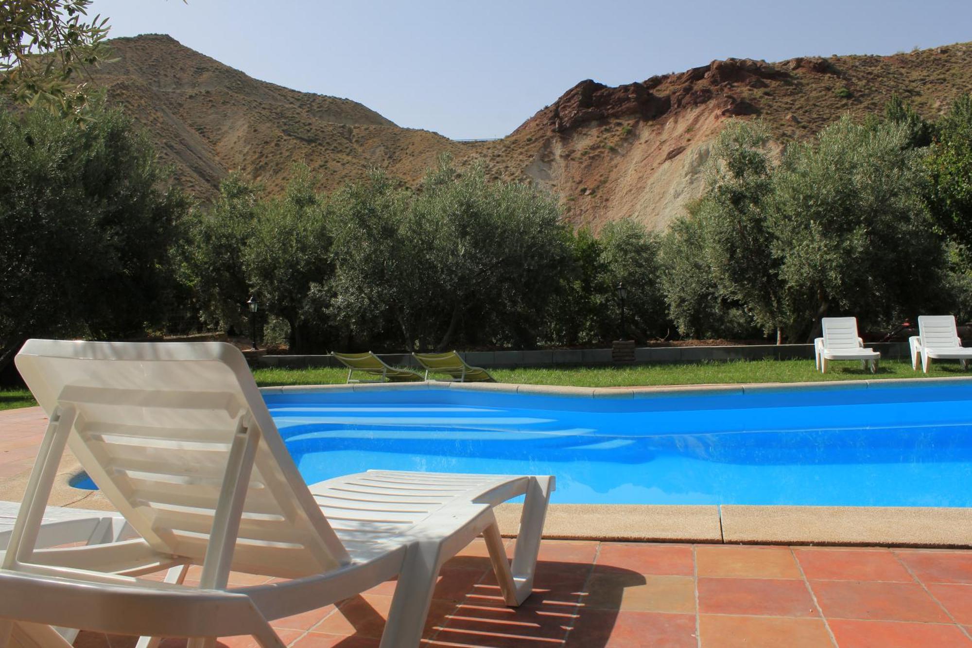 Apartamentos La Granja Hinojares Luaran gambar