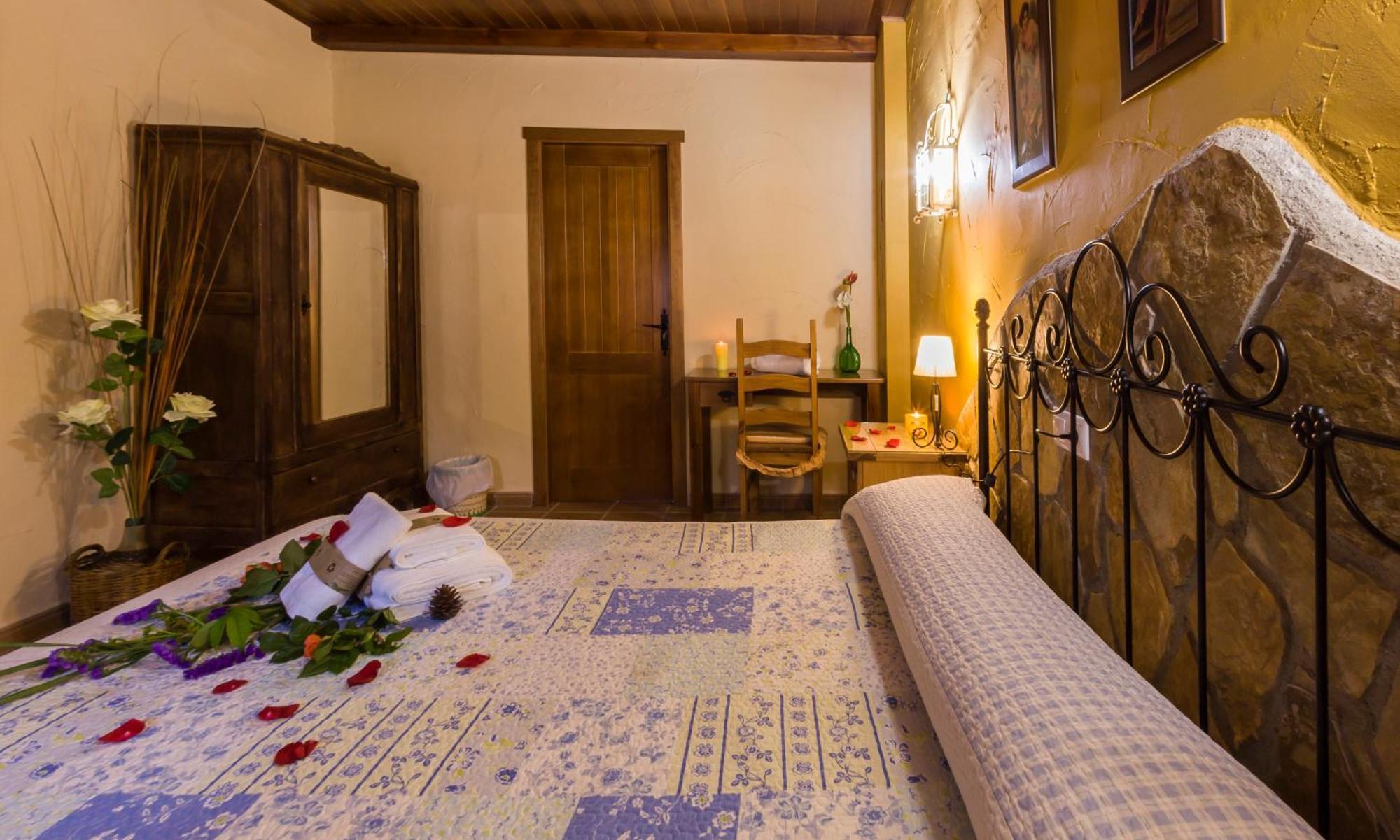 Apartamentos La Granja Hinojares Luaran gambar