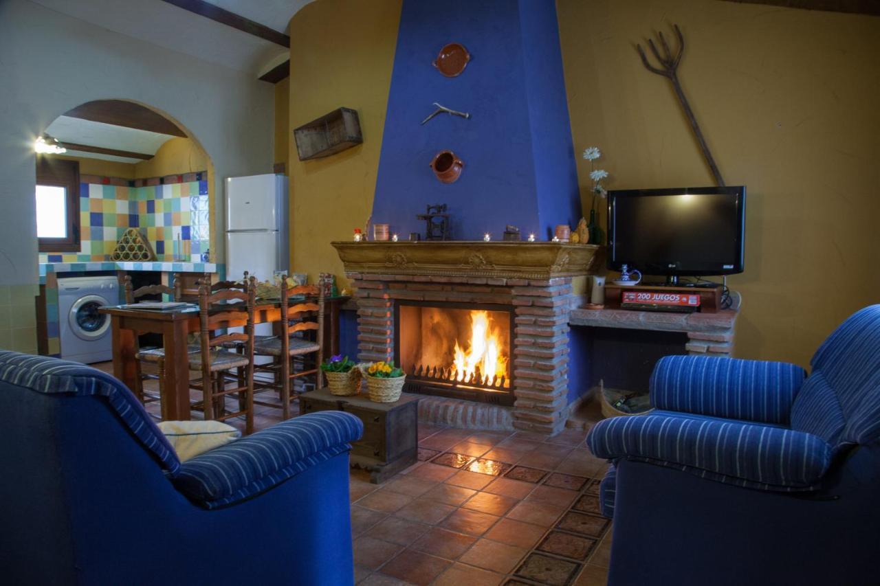 Apartamentos La Granja Hinojares Luaran gambar
